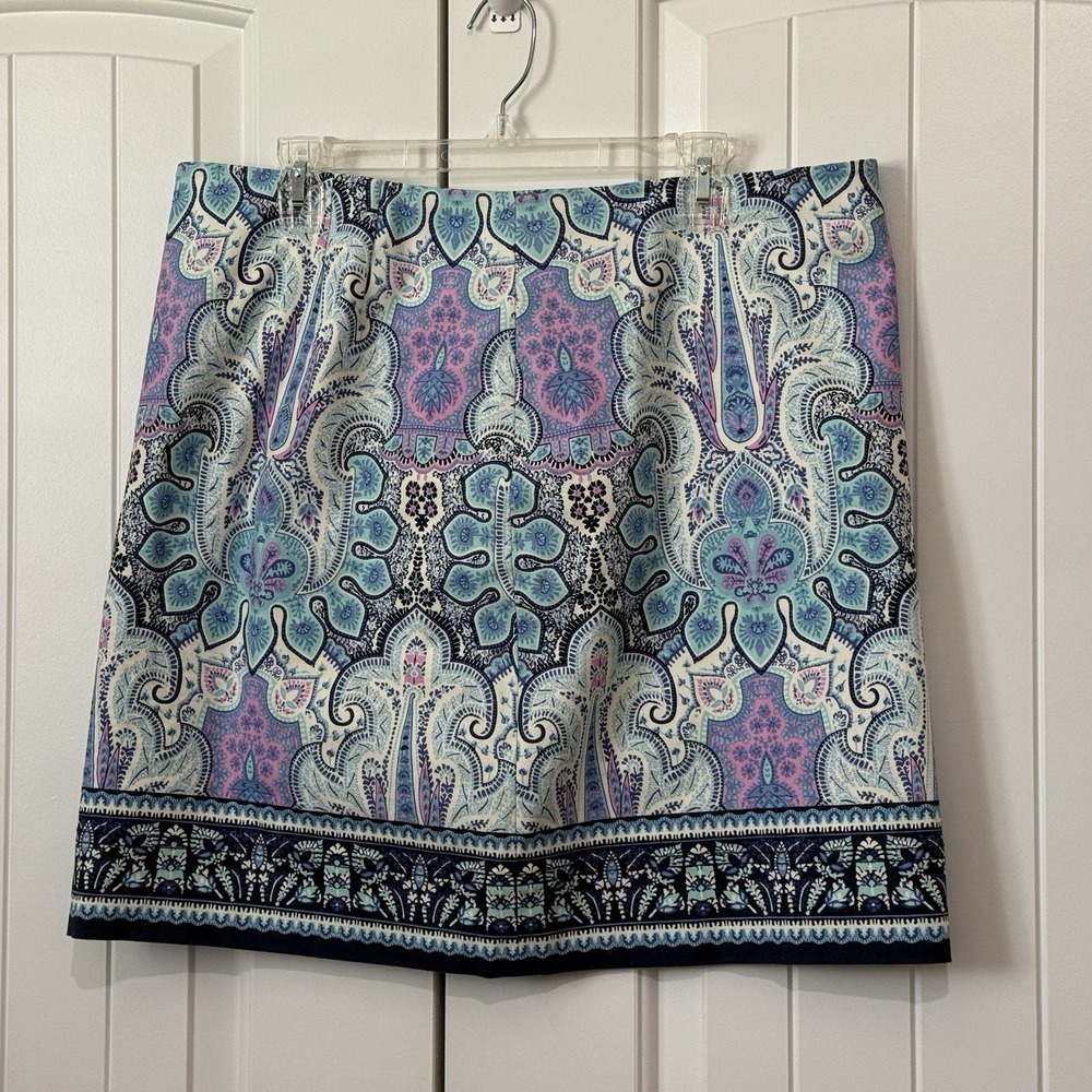 Talbots A-Line Mini Skirt Womens 16P Lavender Blue Paisley Casual Stretch Ladies